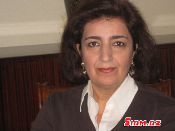 Ölkədə rus dili qovğası böyüyür – kim haqlıdır? Ölkədə rus dili qovğası böyüyür – kim haqlıdır?