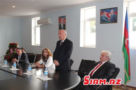 Zakir Fərəcovun “Sumqayıt Krallığı” və oğurlanan 12 milyon Zakir Fərəcovun “Sumqayıt Krallığı” və oğurlanan 12 milyon