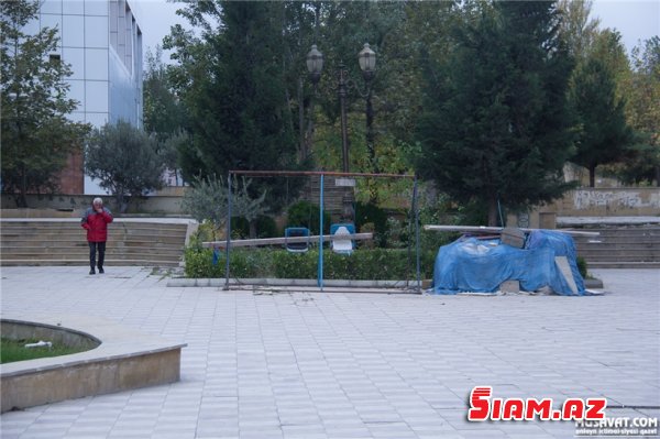 “Azadlıq prospekti” metrostansiyasının yanındakı tikinti insanları qorxuya salıb - Ərazidən REPORTAJ (FOTOLAR) “Azadlıq prospekti” metrostansiyasının yanındakı tikinti insanları qorxuya salıb - Ərazidən REPORTAJ (FOTOLAR)